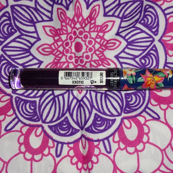 NEW Victoria's Secret Color Shine Lip Gloss - Picture 2 of 2